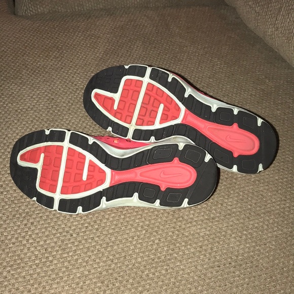 Nike sneakers - Picture 5 of 6